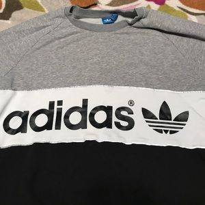 Womens Adidas Crew Neck Size M